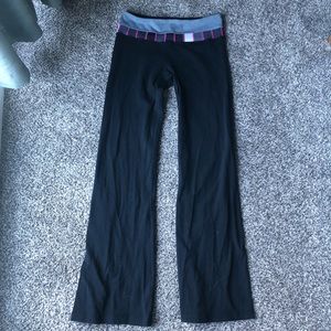 Lululemon workout pants 🖤